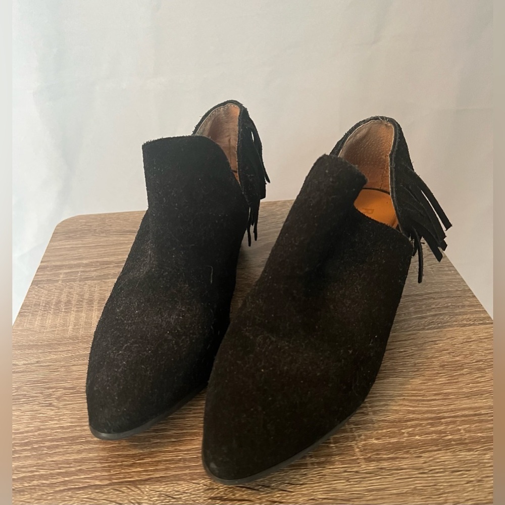 Report Black Heeled Boots with Fringe